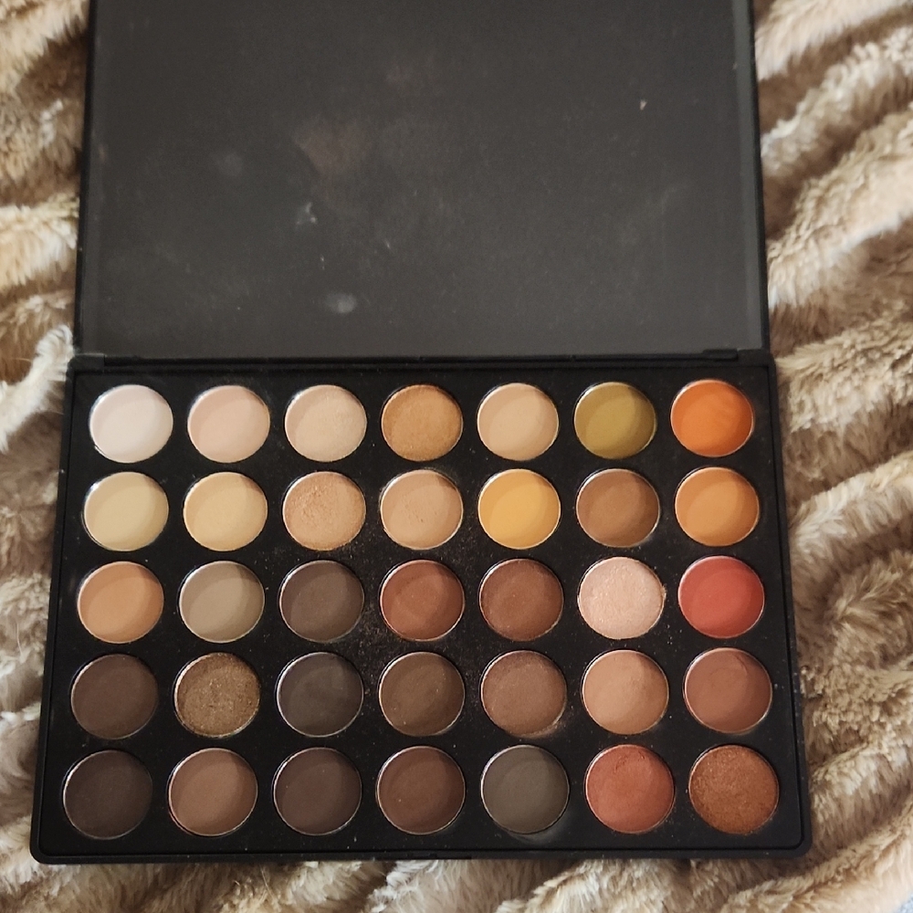 Morphe Earthy Tones Eyeshadow Palette